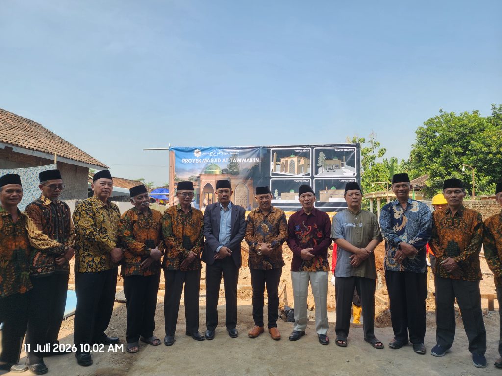 Silaturahmi Warga MTA Jumantono 1, Dirangkai Peletakan Batu Pertama Renovasi Masjid At-Tawwabiin
