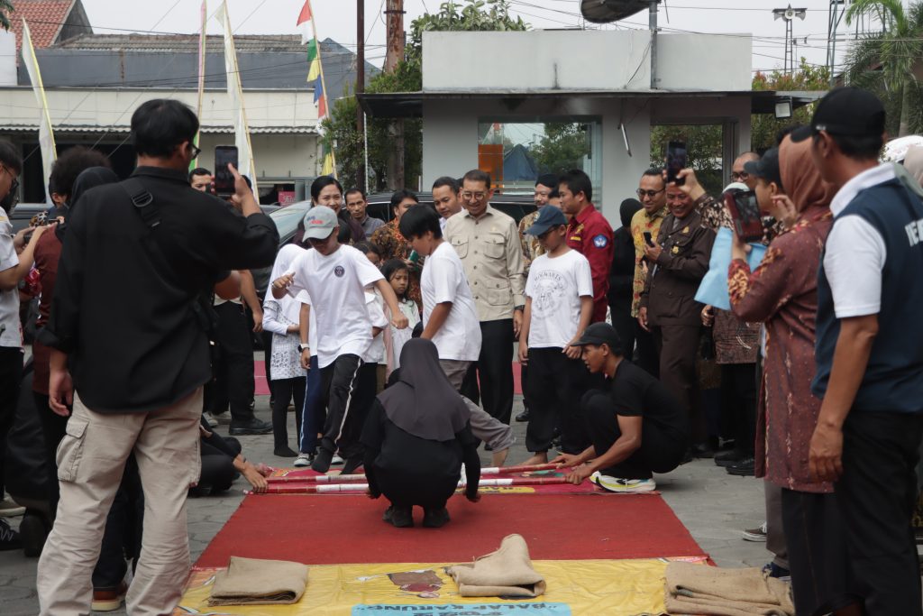 UTP Kembangkan Goara-Goara, Permainan Tradisional Ala Ninja Warior