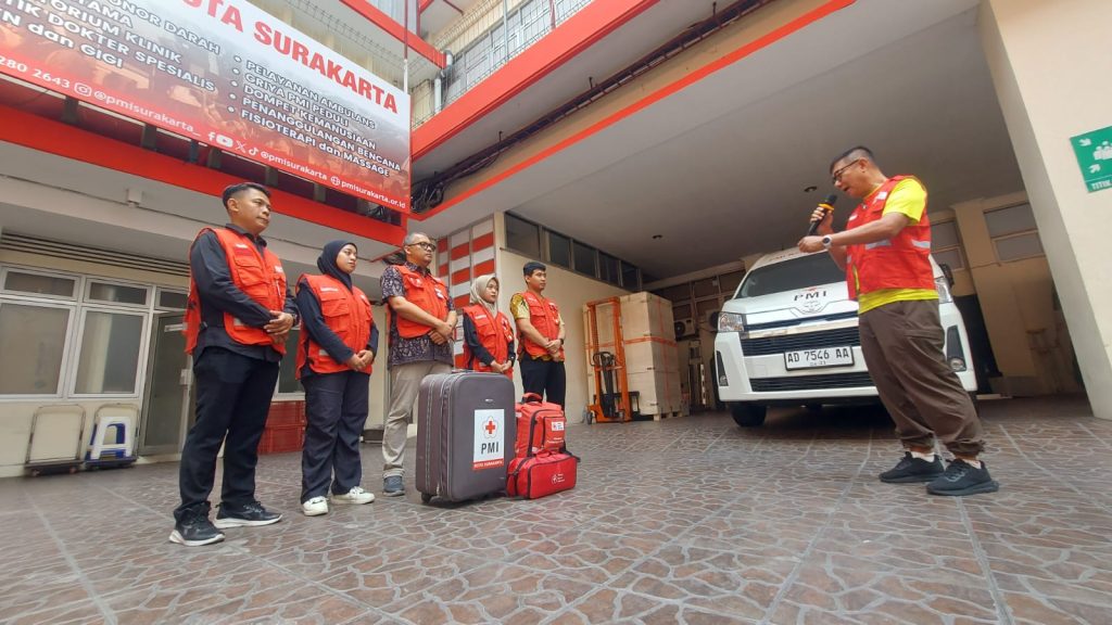 PMI Kota Surakarta Kirim Tim Kesehatan Tanggap Darurat ke Nagekeo, NTT
