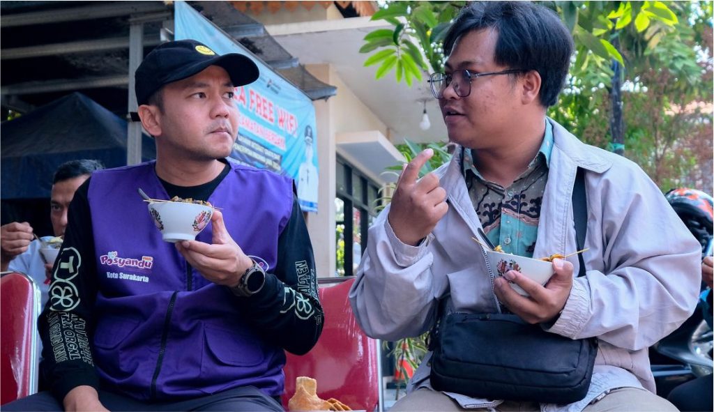 Ajak Warga Taat Pajak, Walkot Solo Siapkan Soto Gratis