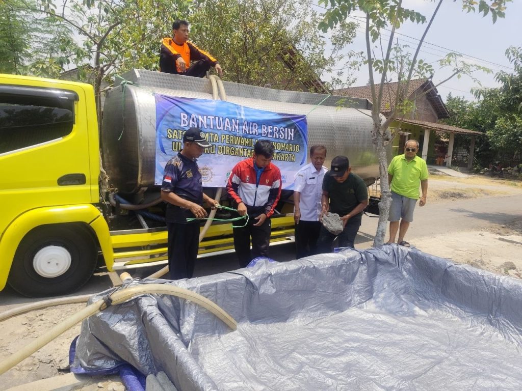 Lima Bulan Kekeringan di Bulu, 16 Ribu Liter Air Bersih Disalurkan