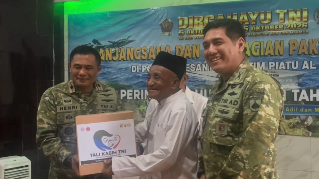 Jelang HUT ke-81 TNI, 300 Paket Sembako Disalurkan ke Ponpes Yatim Piatu di Solo